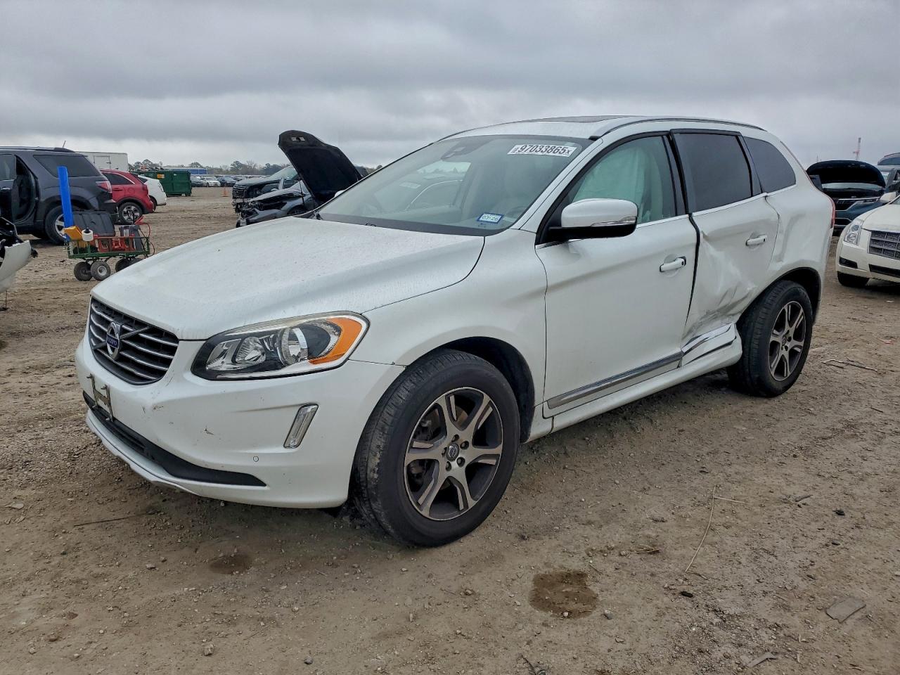VOLVO XC60 T6 PR 2015