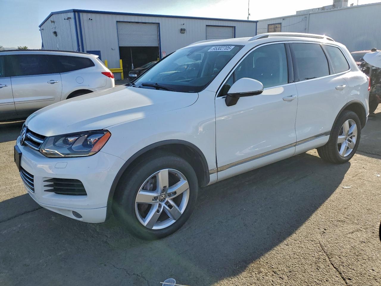 VOLKSWAGEN TOUAREG V6 2014
