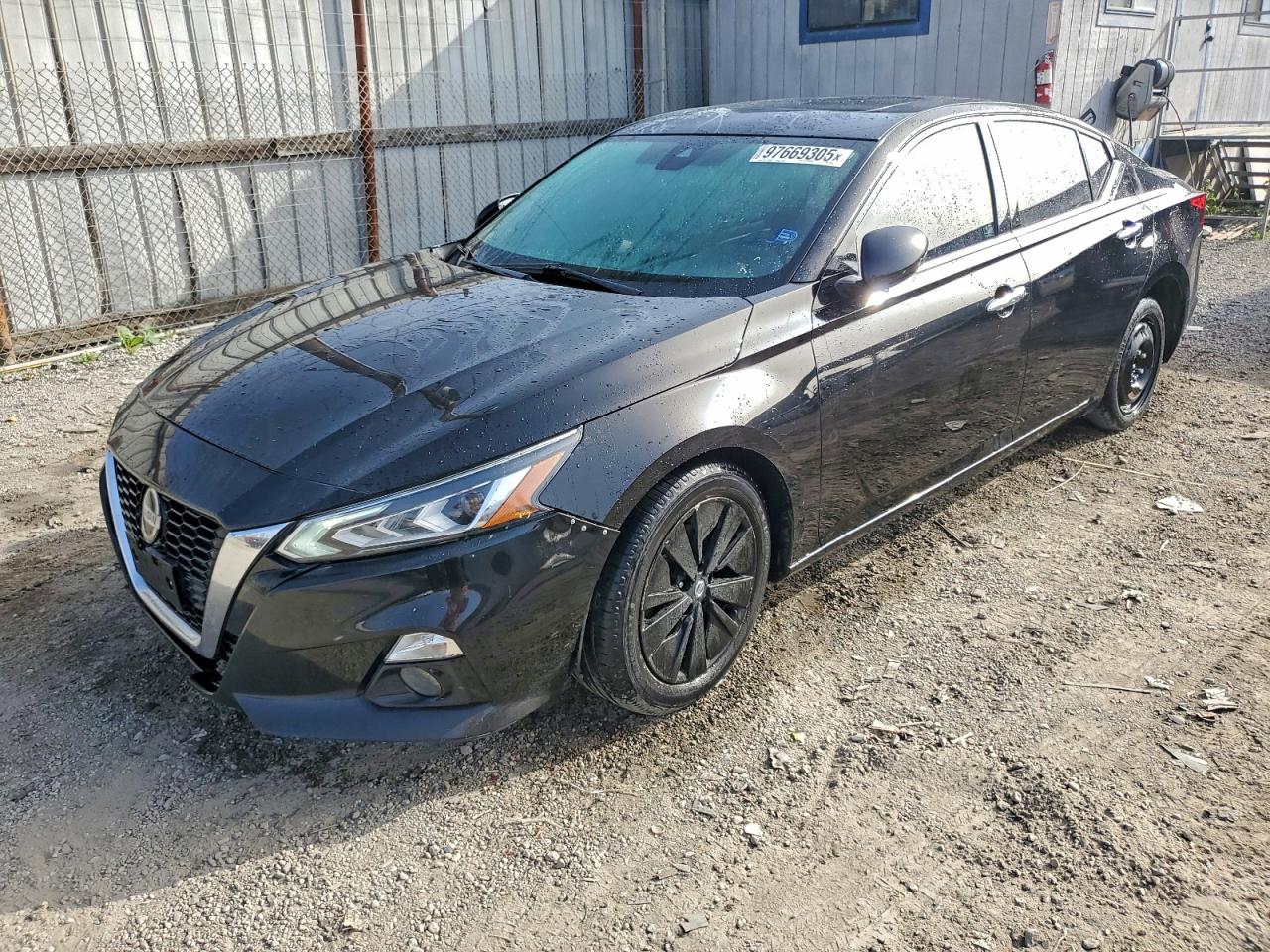 NISSAN ALTIMA 2019