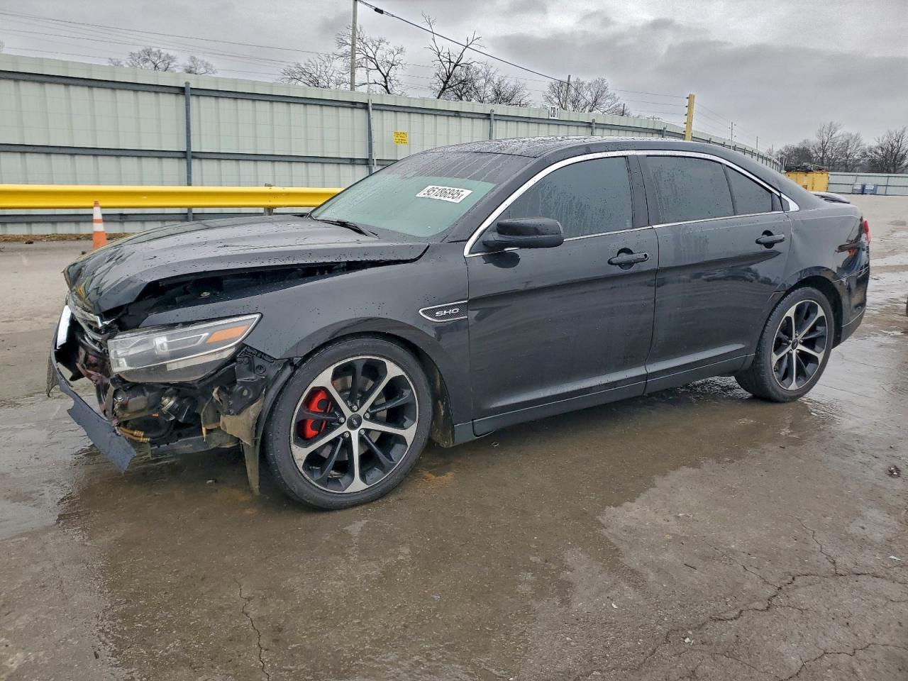 FORD TAURUS 2014
