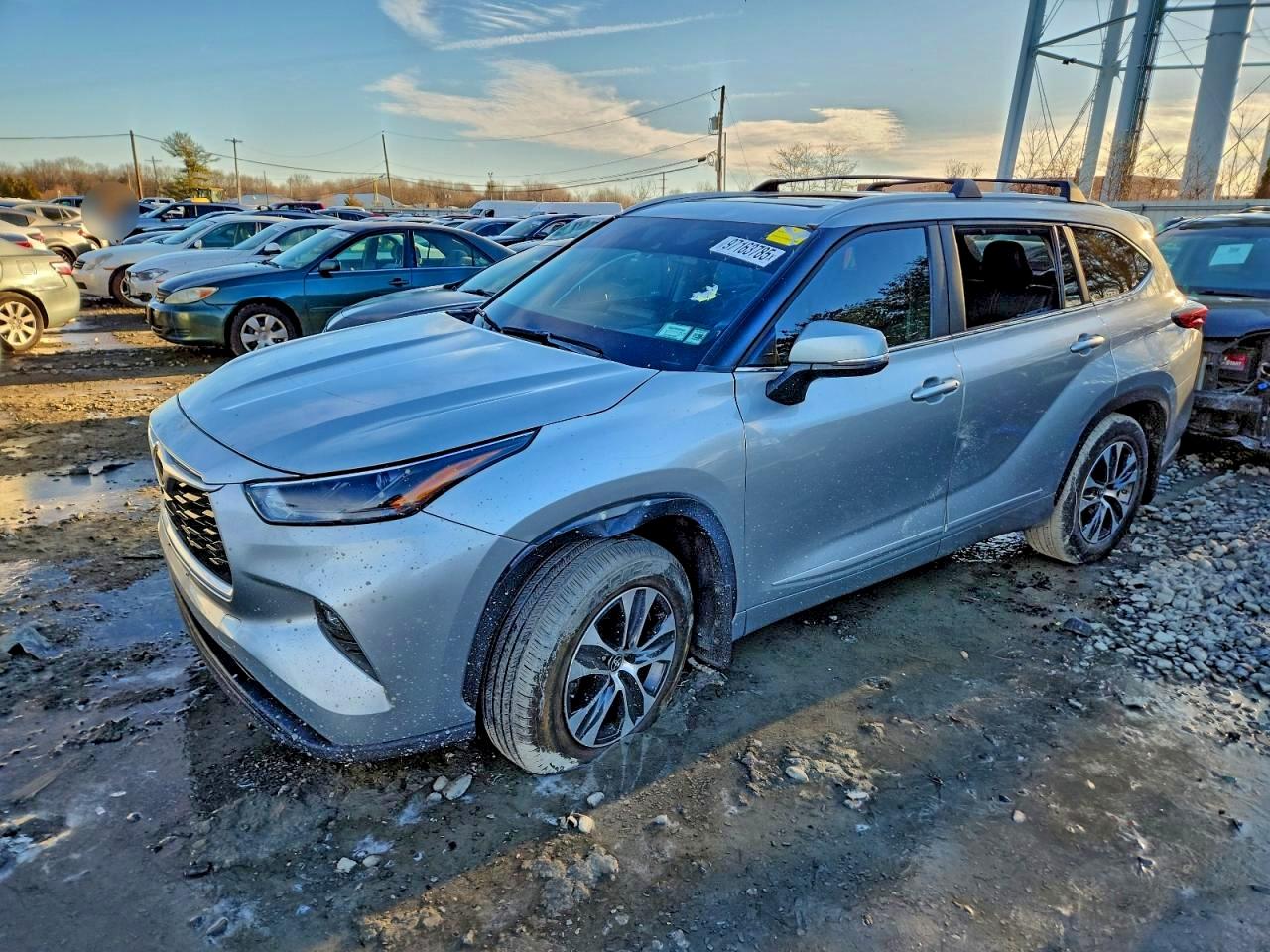 TOYOTA HIGHLANDER 2023