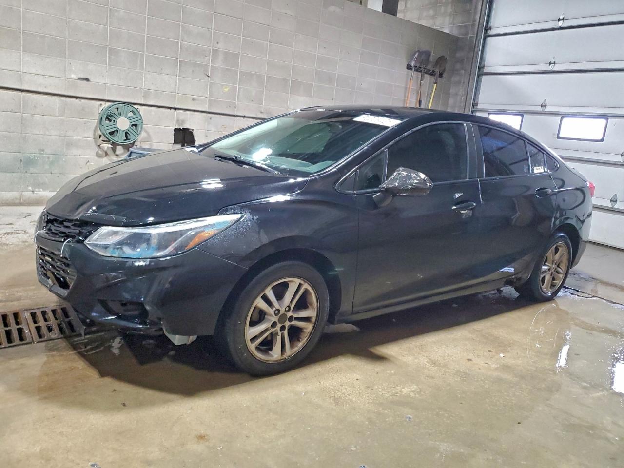 CHEVROLET CRUZE 2018