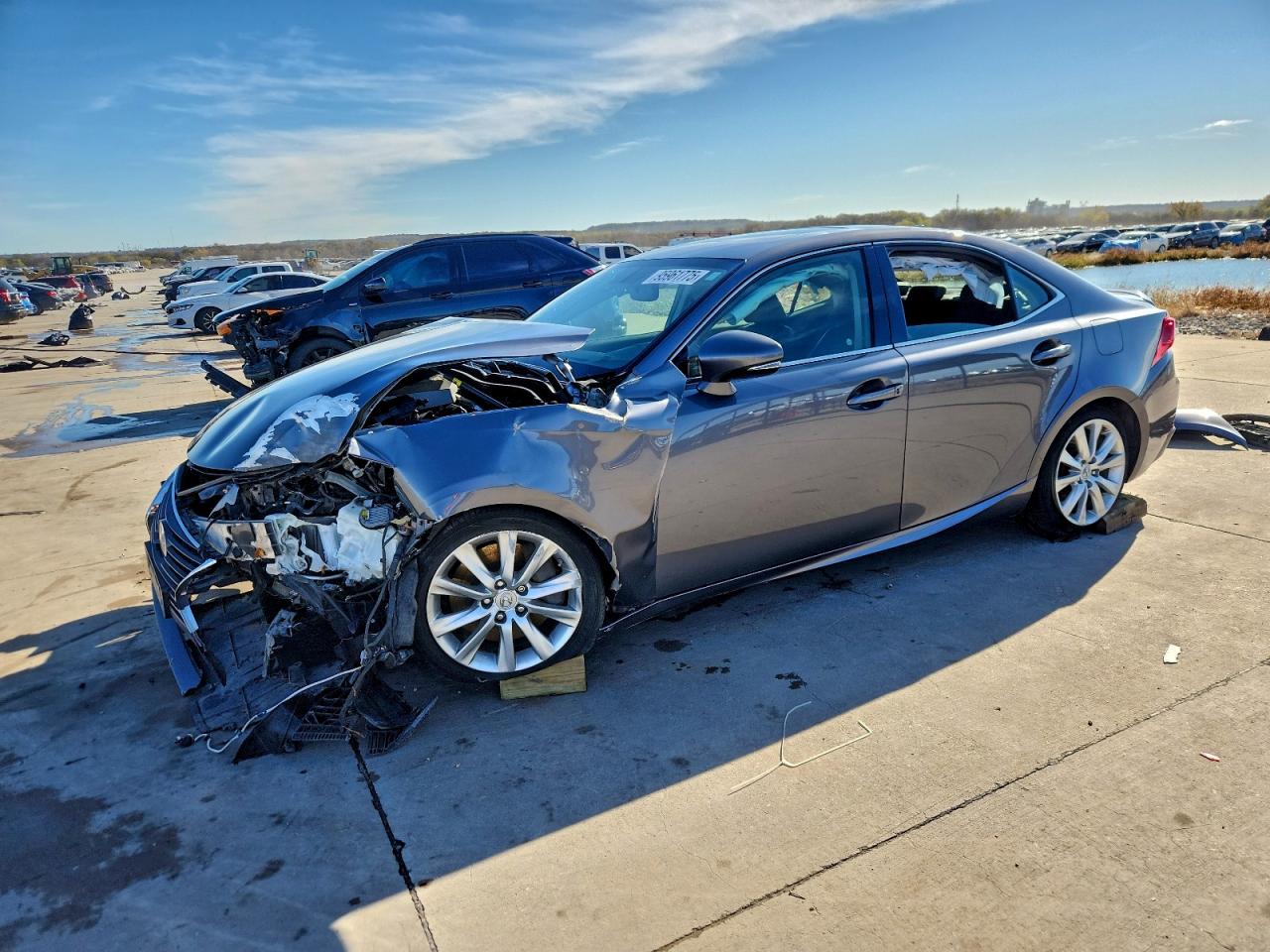 LEXUS IS 2016