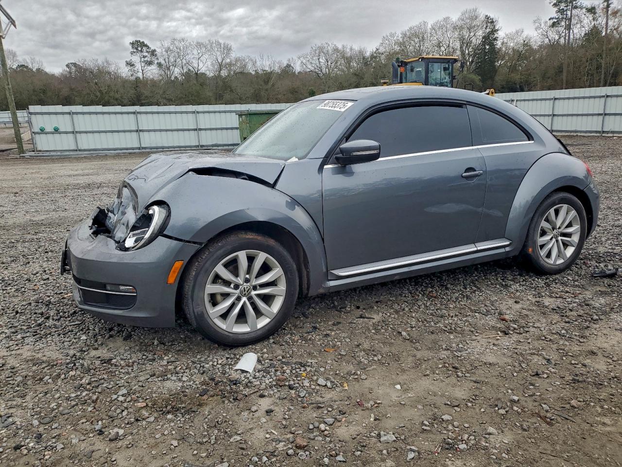 VOLKSWAGEN BEETLE TDI 2015
