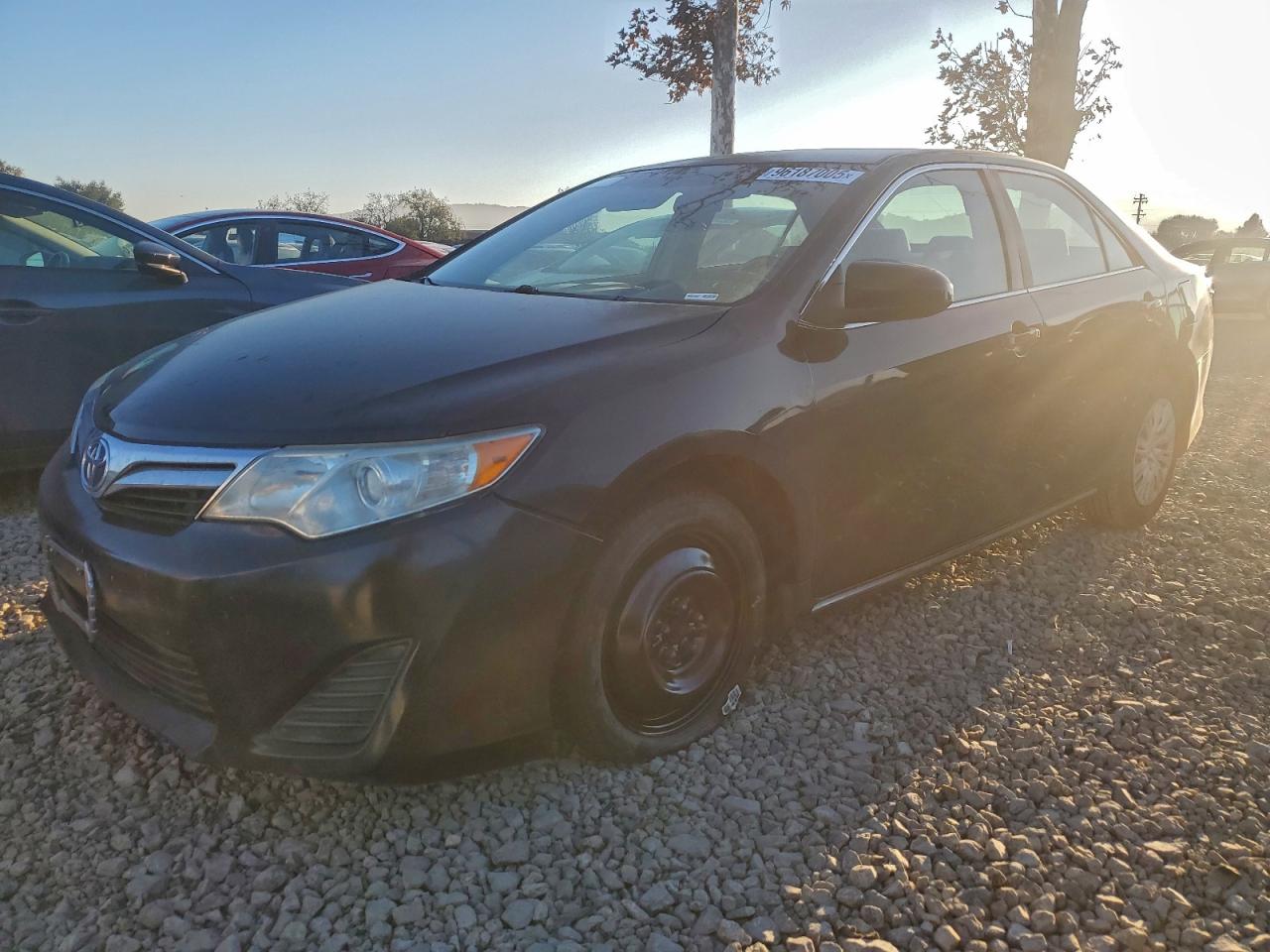 TOYOTA CAMRY BASE 2012