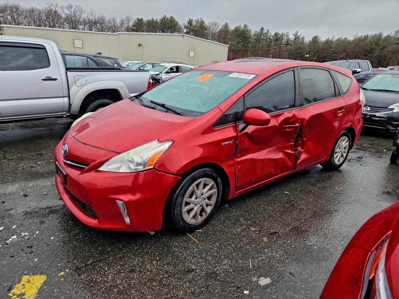 TOYOTA PRIUS V 2014