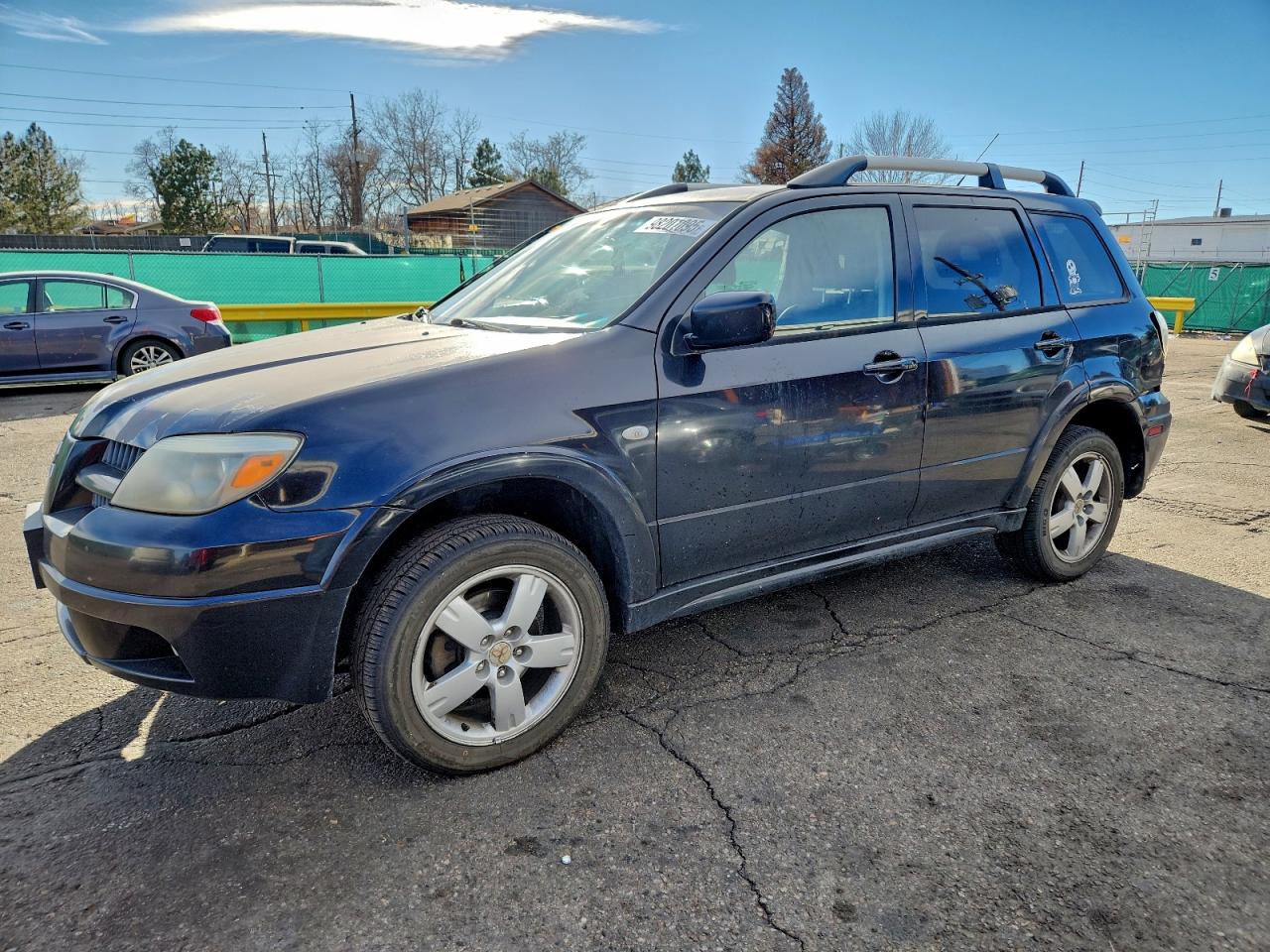 MITSUBISHI OUTLANDER 2005