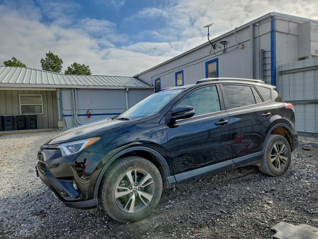 TOYOTA RAV4 2018