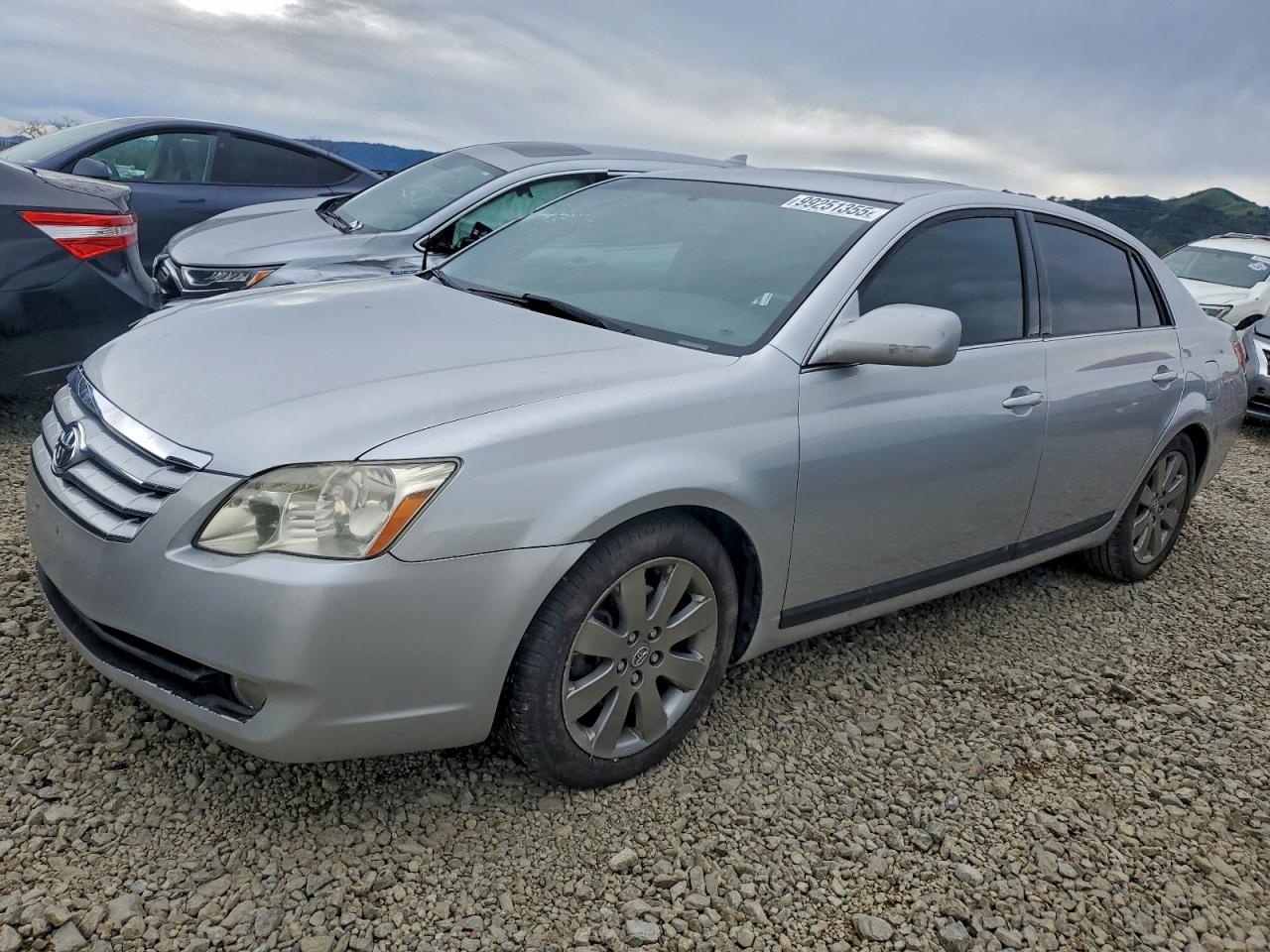 TOYOTA AVALON 2005