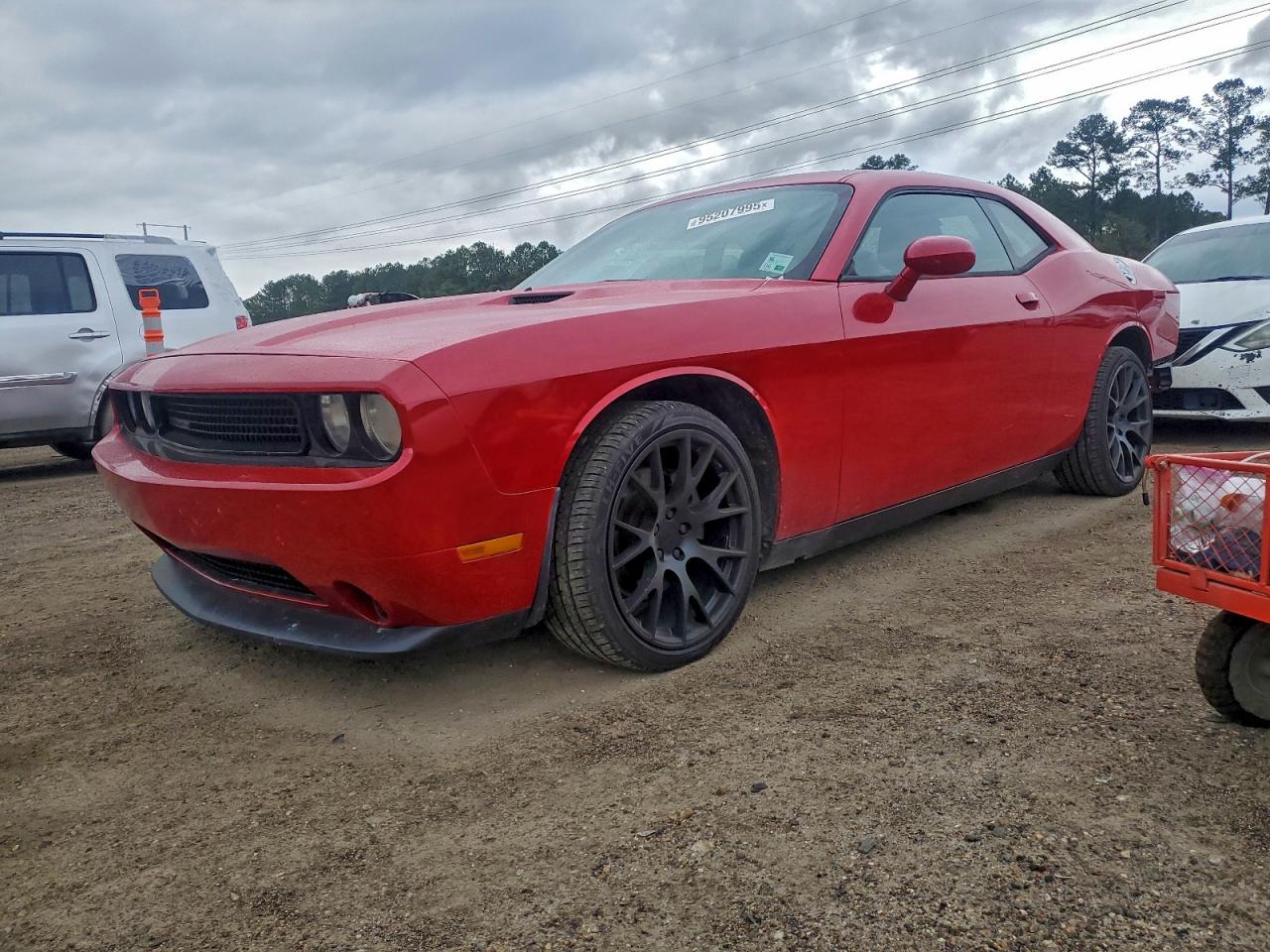 DODGE CHALLENGER 2013