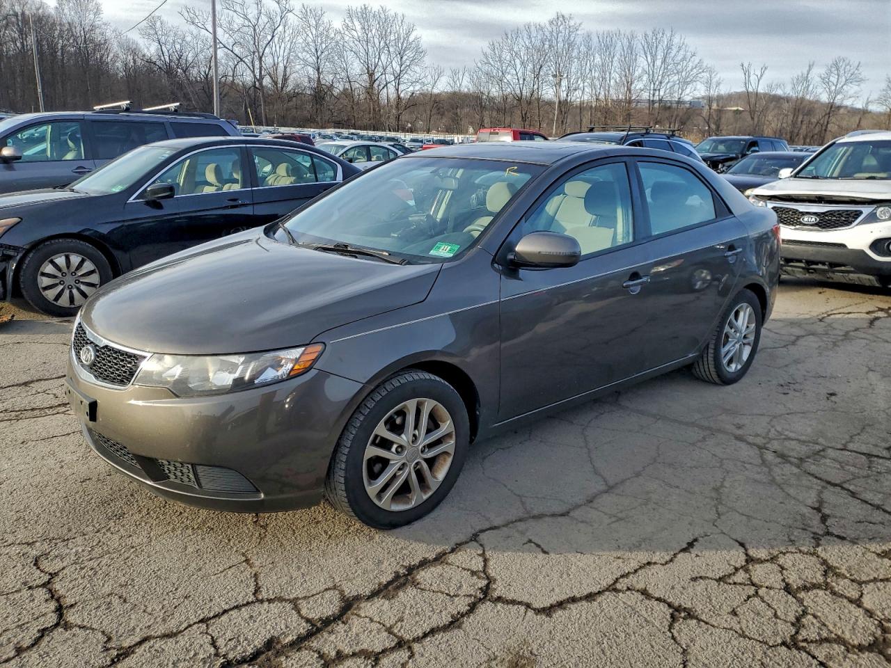 KIA FORTE 2012