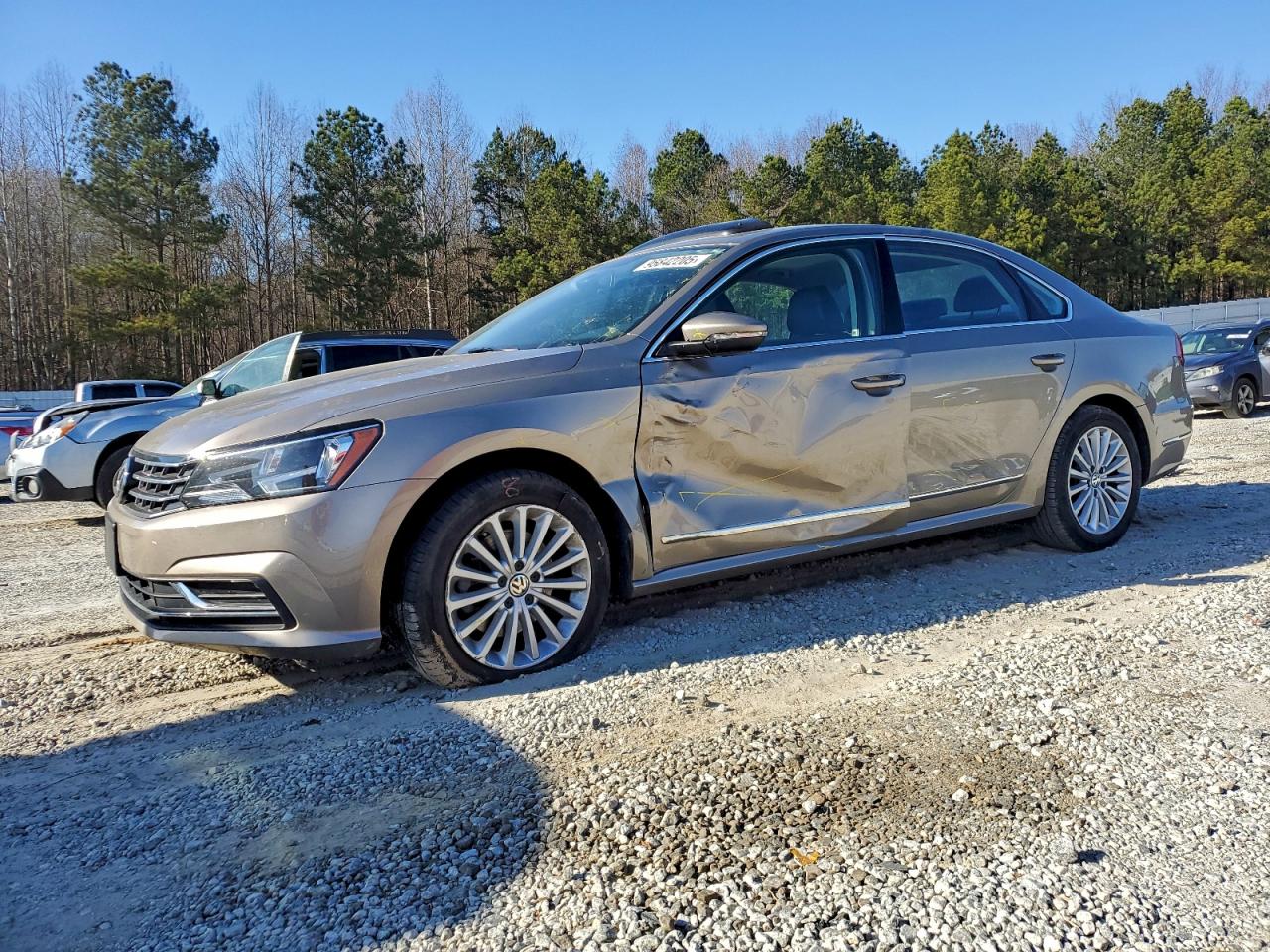 VOLKSWAGEN PASSAT SE 2017