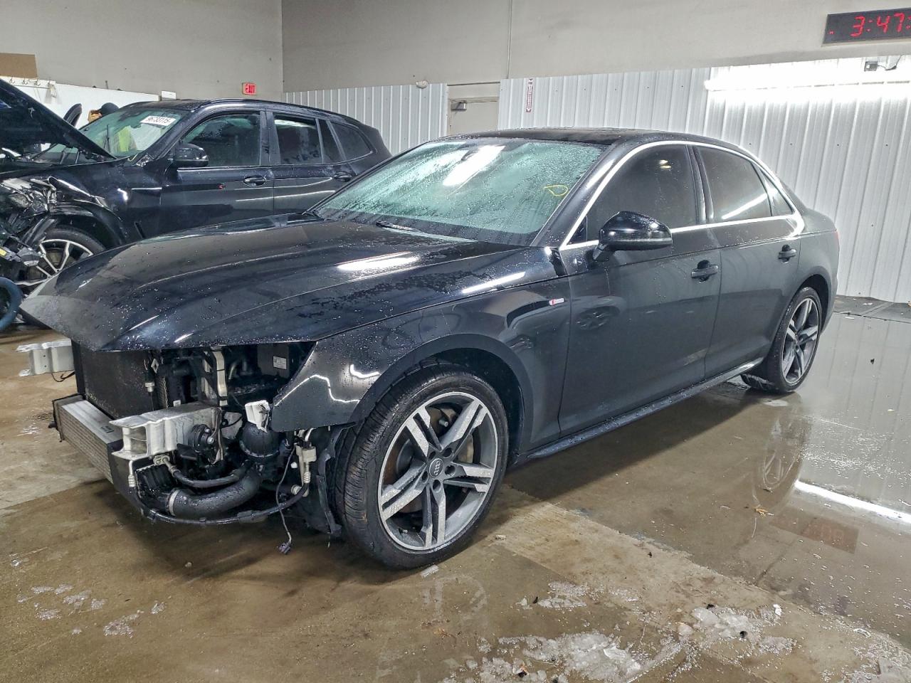 AUDI A4 2017