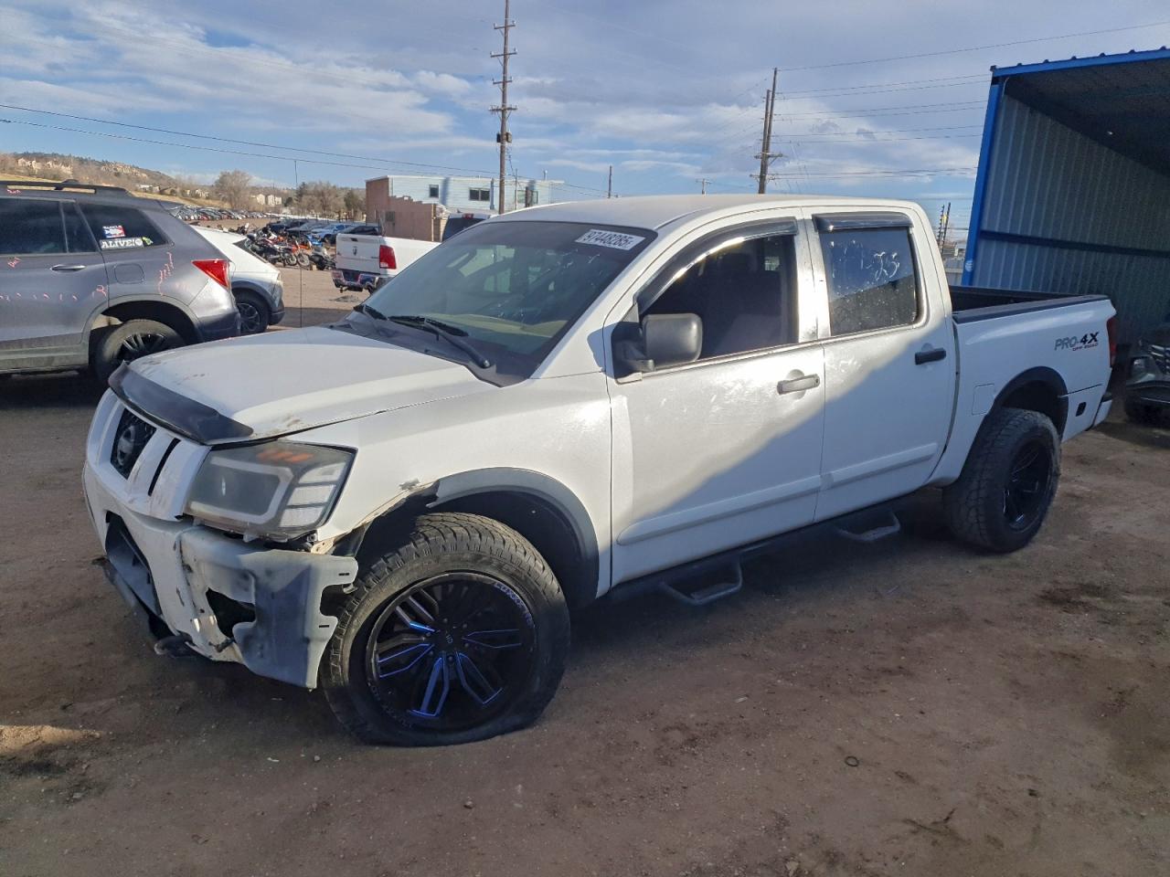 NISSAN TITAN 2010