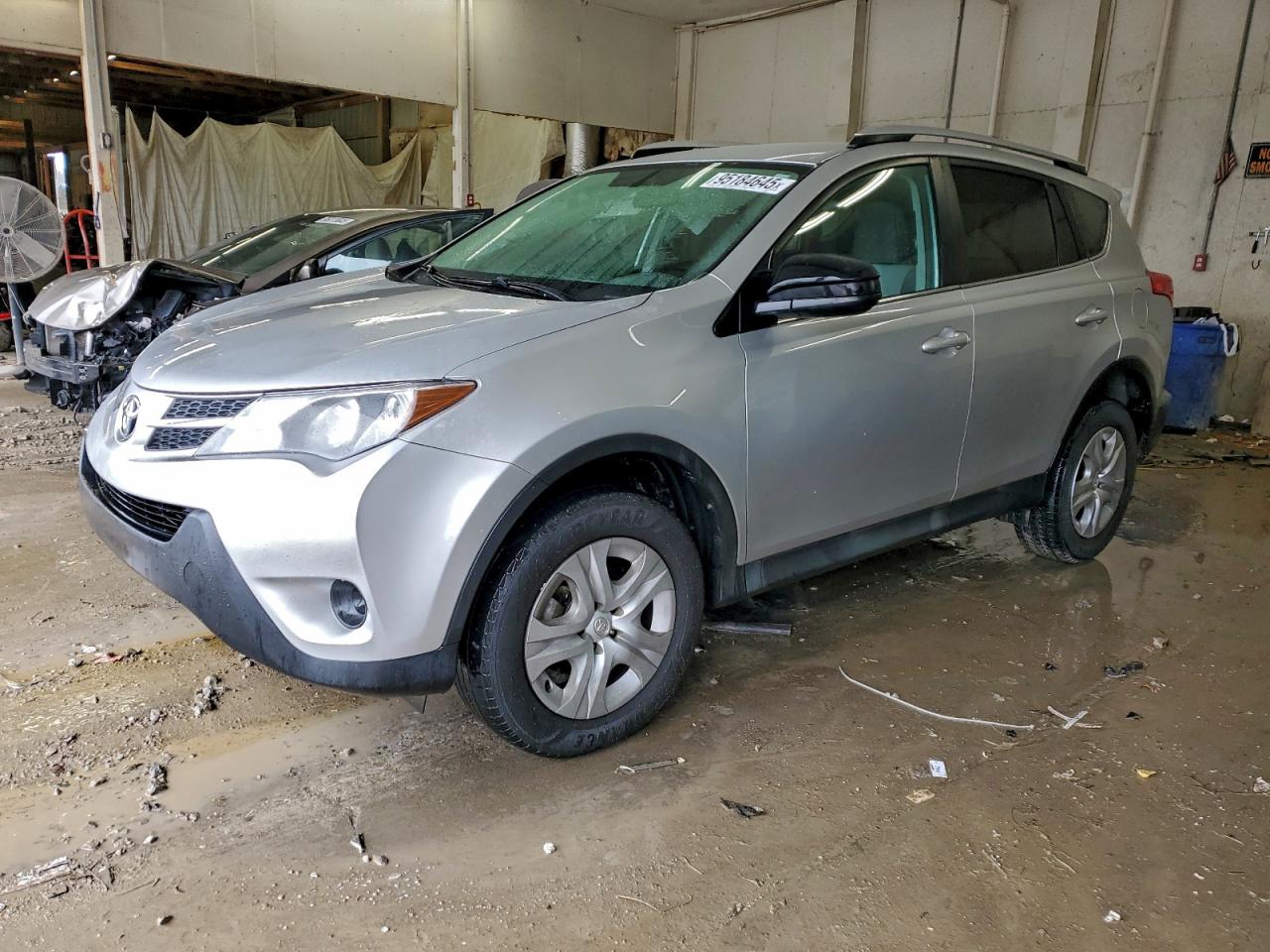 TOYOTA RAV4 LE 2015