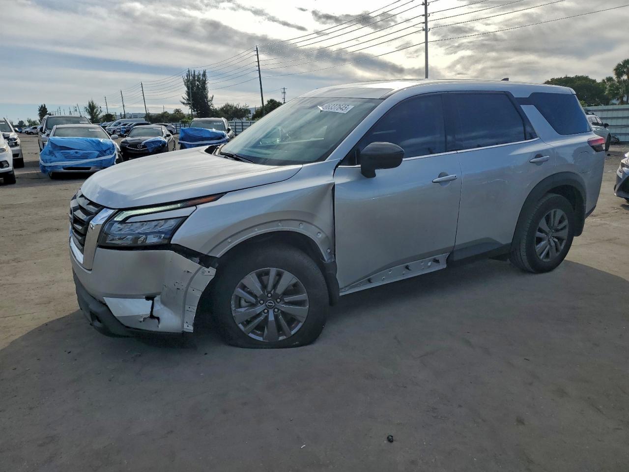 NISSAN PATHFINDER 2024