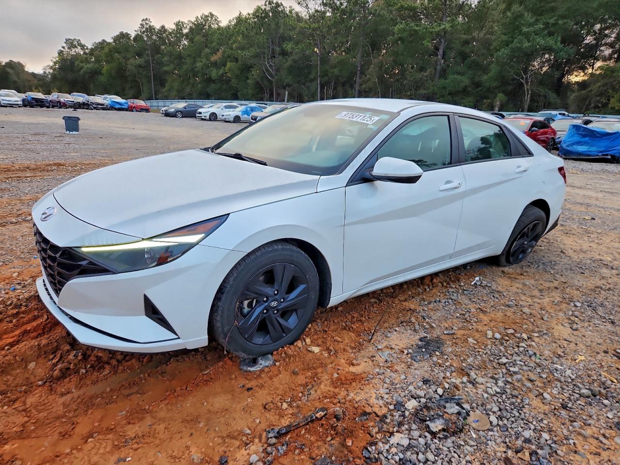 HYUNDAI ELANTRA 2022
