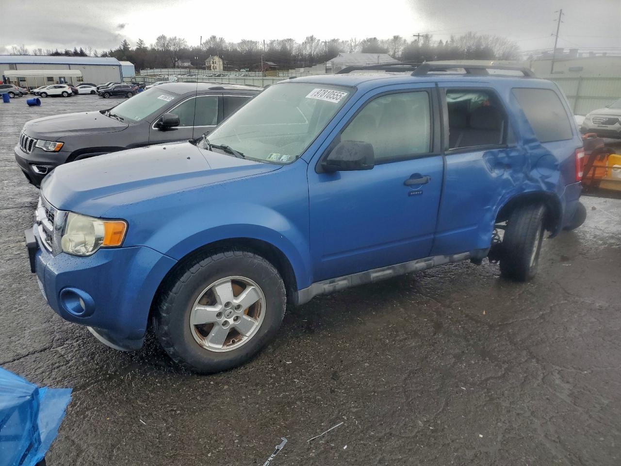 FORD ESCAPE XLT 2010