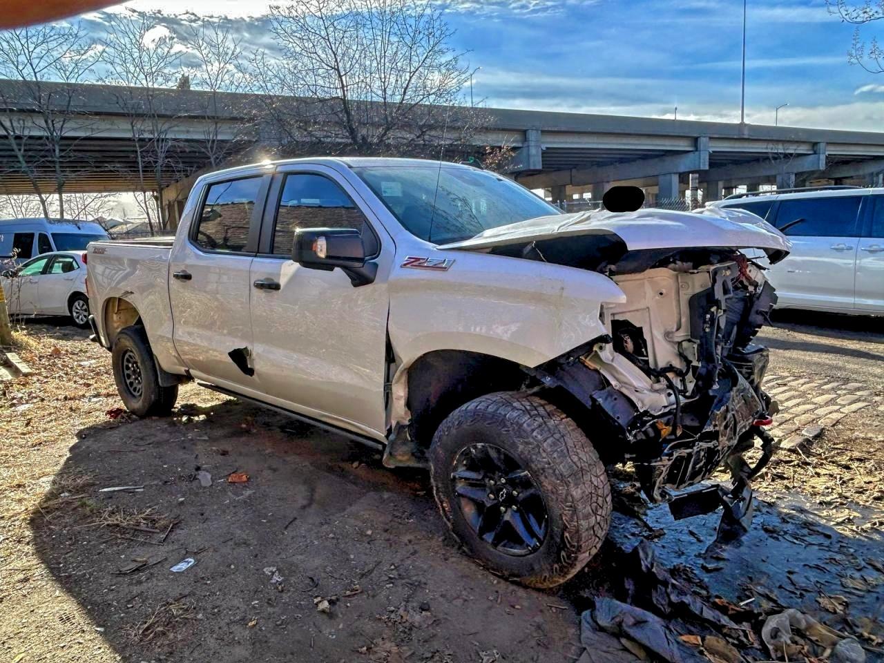 CHEVROLET SILVERADO 2023