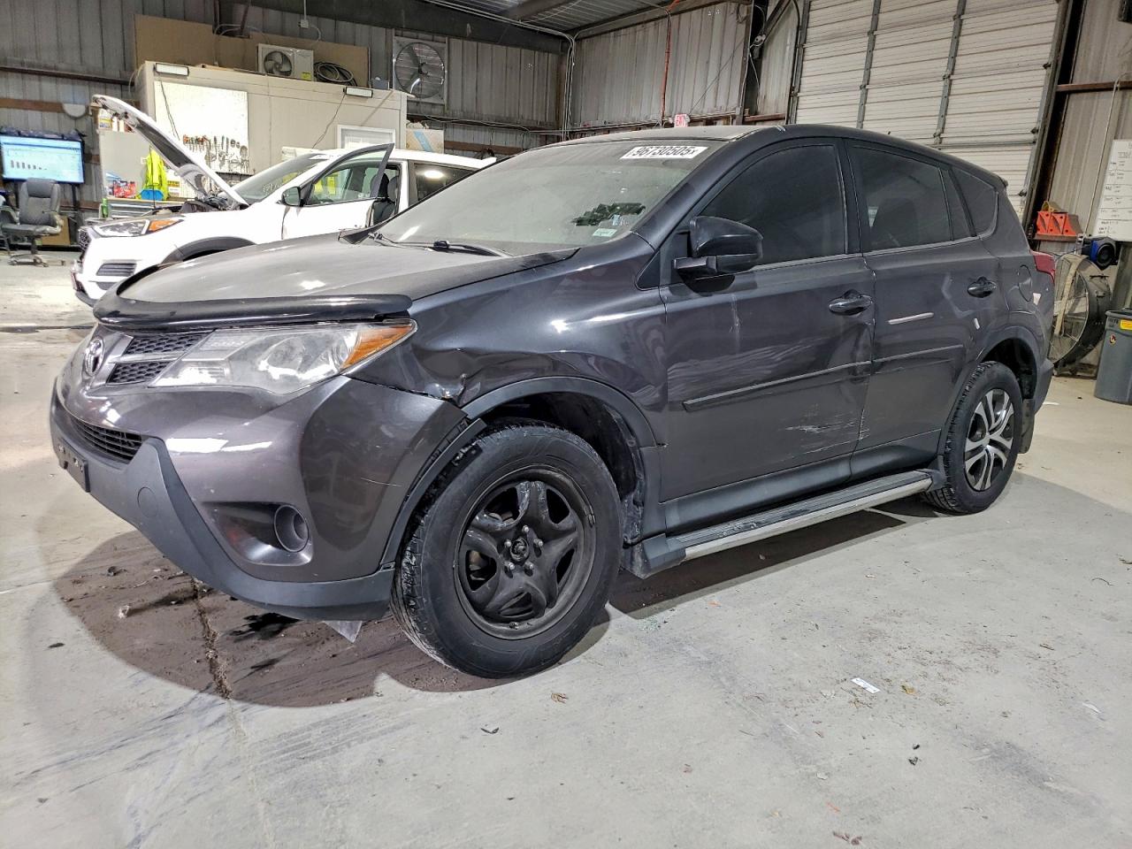 TOYOTA RAV4 LE 2013