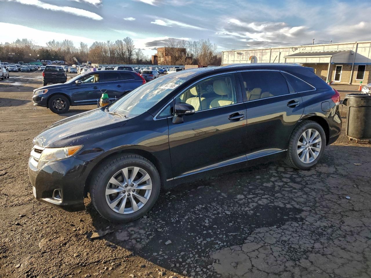 TOYOTA VENZA LE 2014