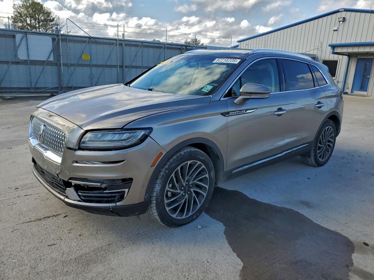 LINCOLN NAUTILUS R 2020