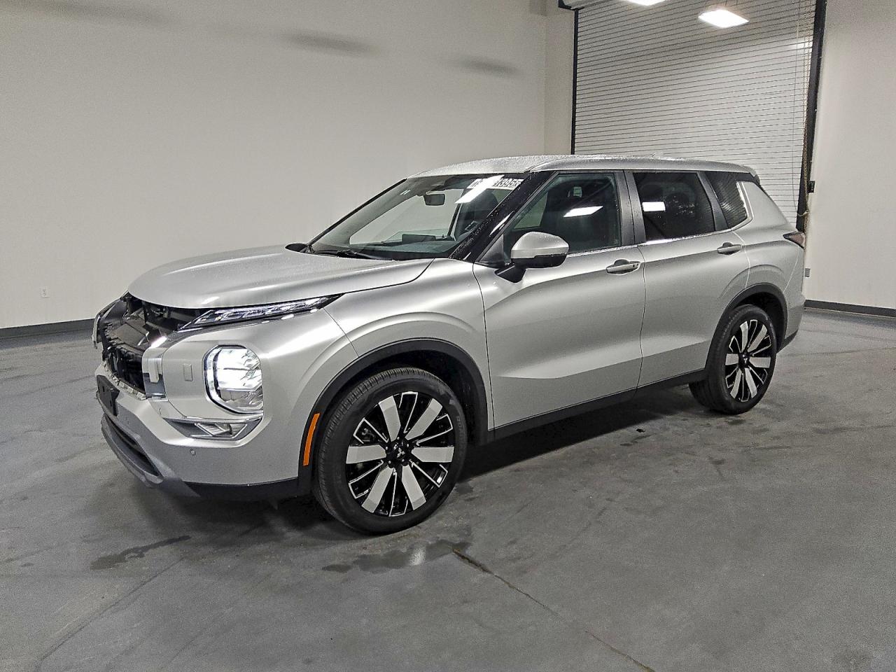 MITSUBISHI OUTLANDER 2025