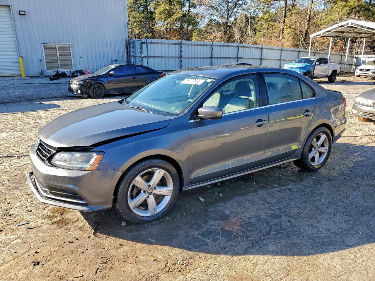 VOLKSWAGEN JETTA 2017