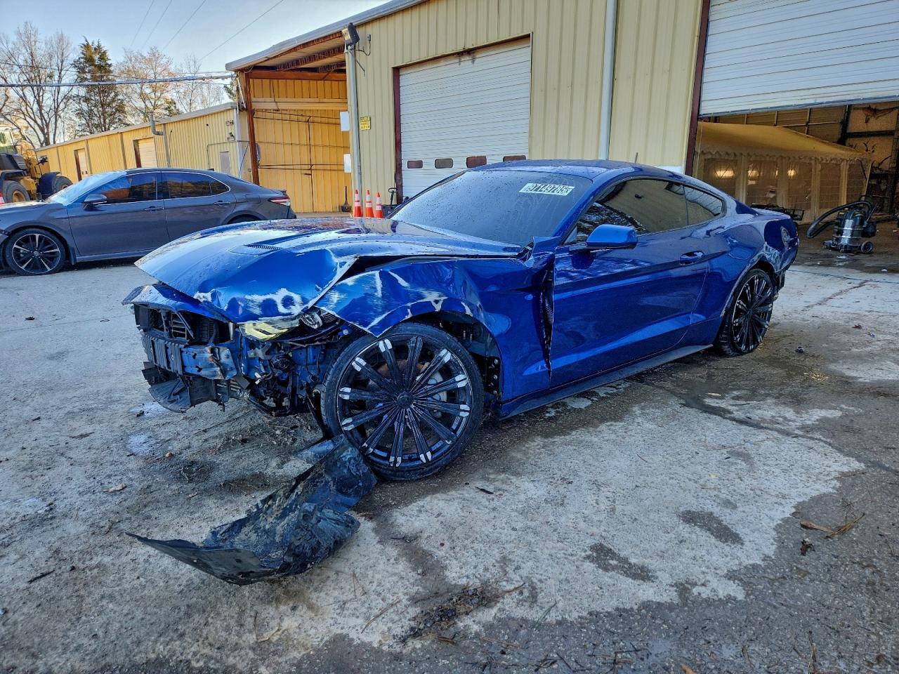 FORD MUSTANG 2018