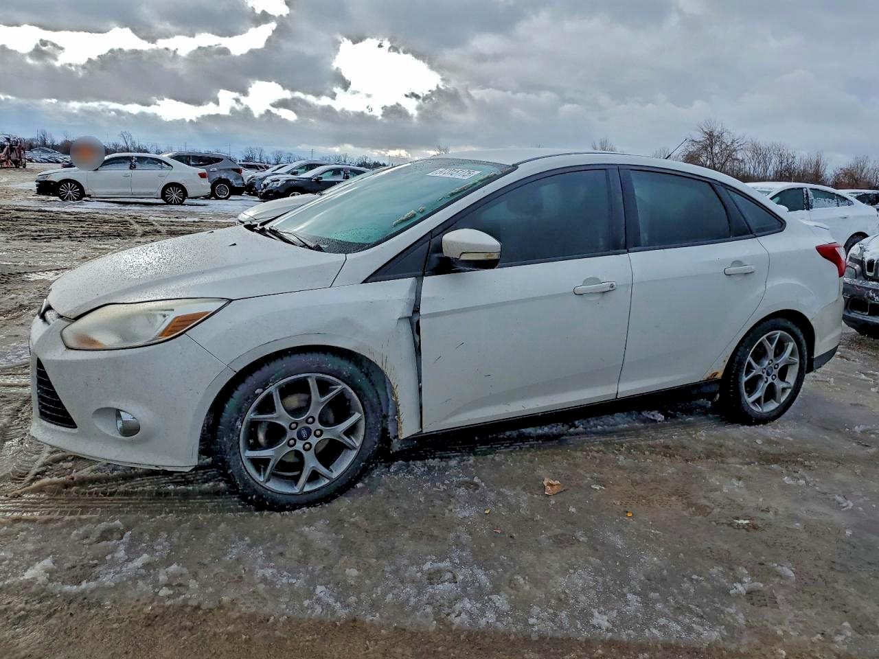 FORD FOCUS SE 2013