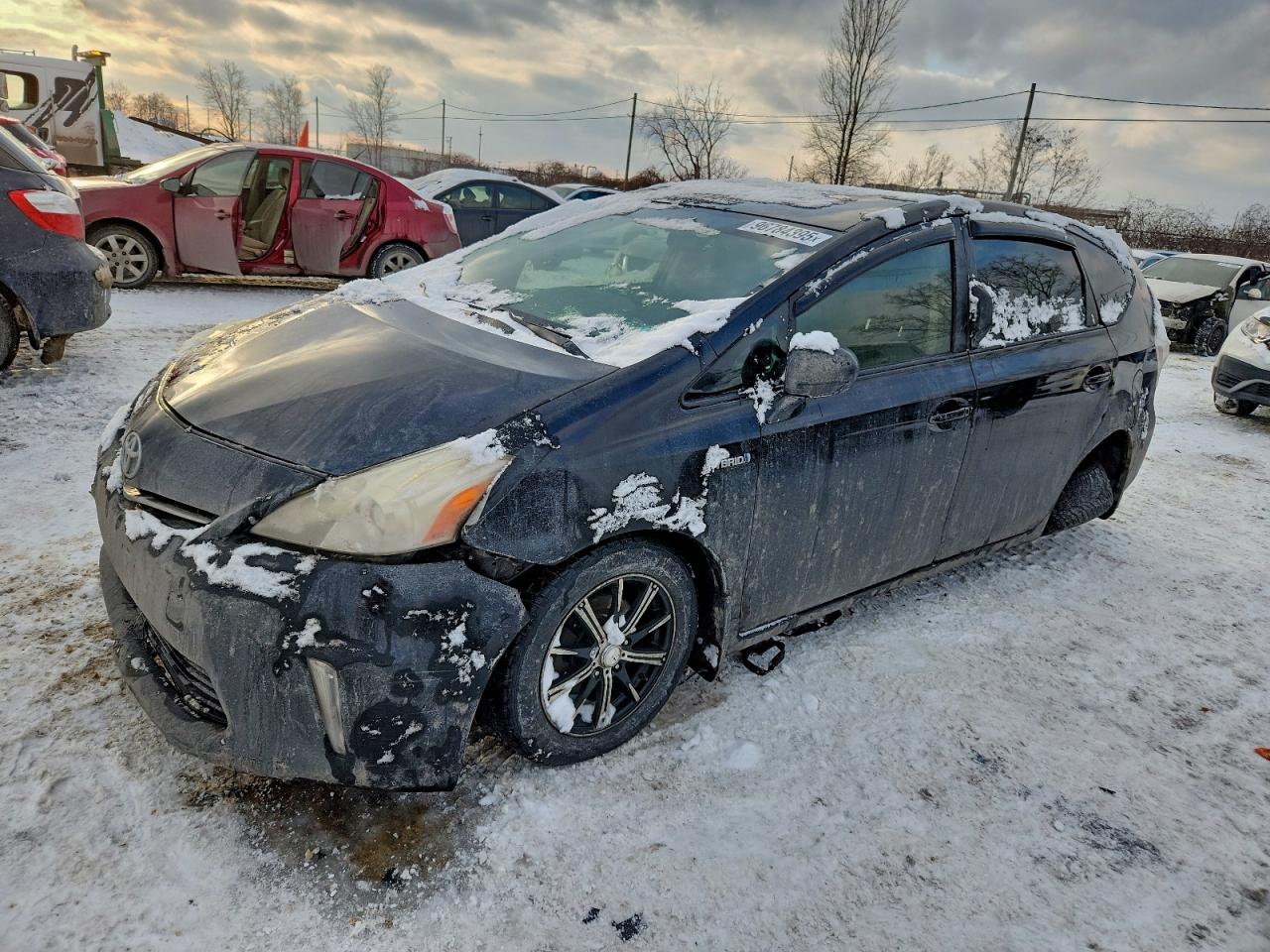 TOYOTA PRIUS V 2012