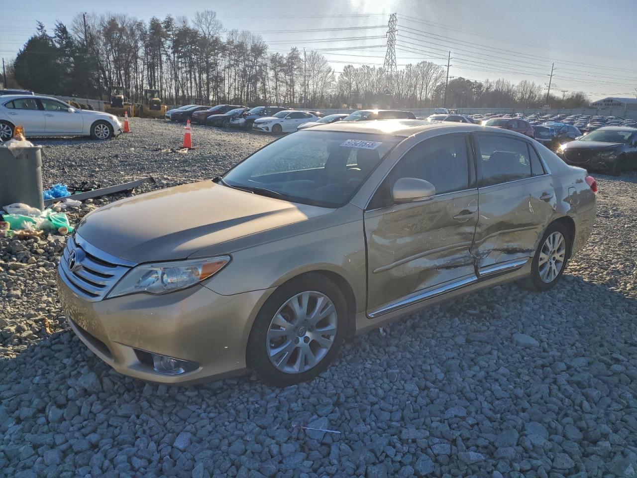 TOYOTA AVALON BAS 2011