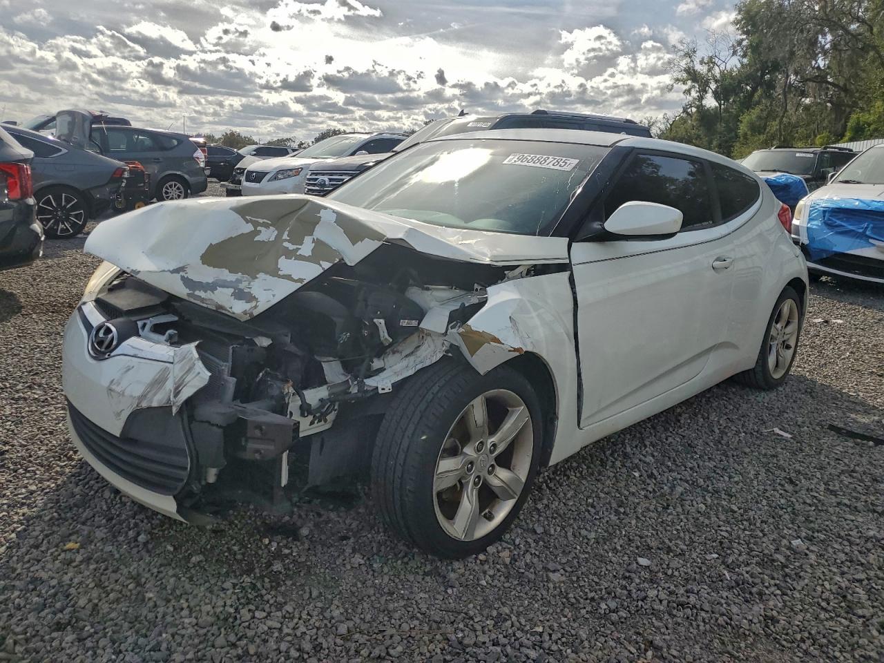 HYUNDAI VELOSTER 2013