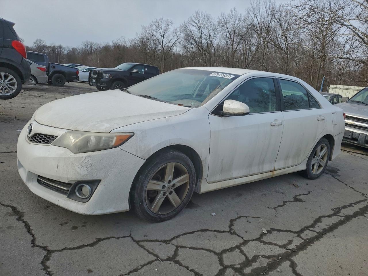 TOYOTA CAMRY L 2013