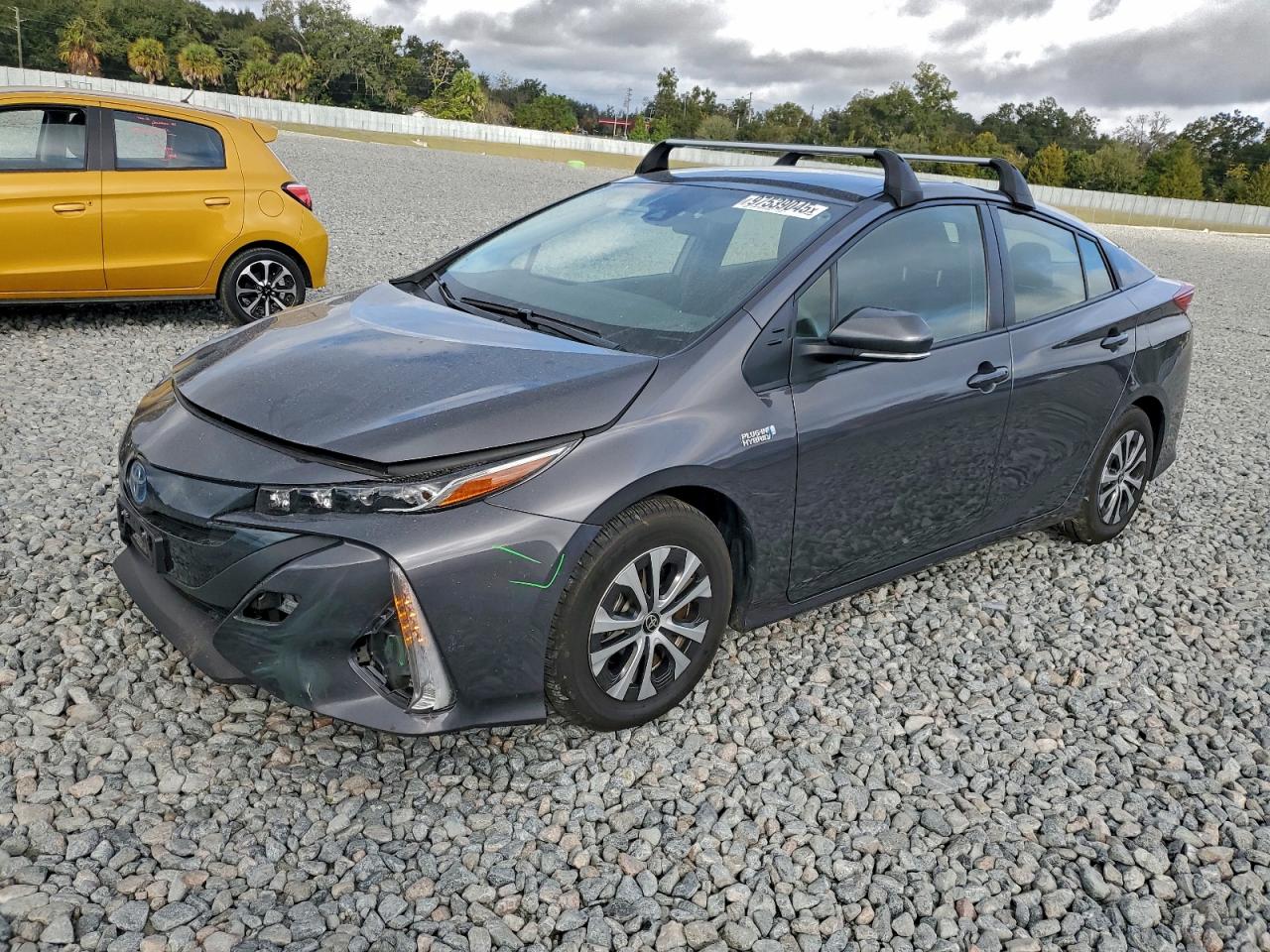 TOYOTA PRIUS PRIME 2022