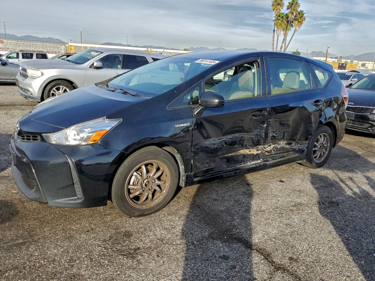 TOYOTA PRIUS V 2016