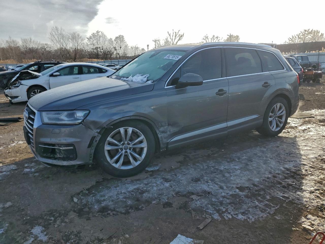 AUDI Q7 2017