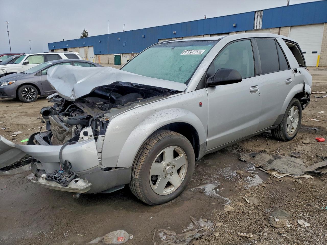 SATURN VUE 2004