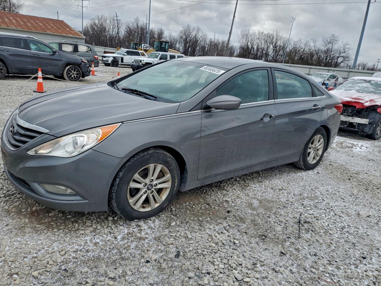 HYUNDAI SONATA GLS 2013