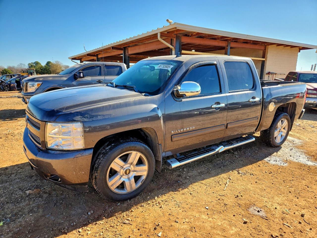 CHEVROLET SILVERADO 2011