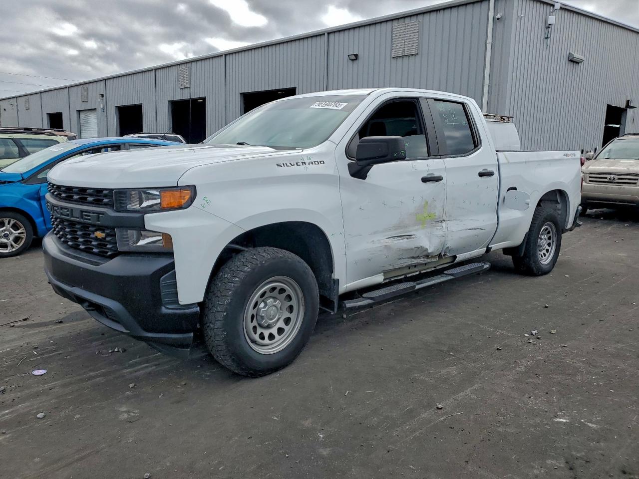 CHEVROLET SILVERADO 2021