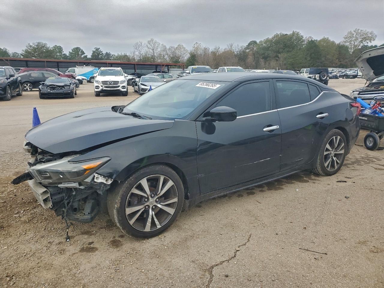 NISSAN MAXIMA 2016