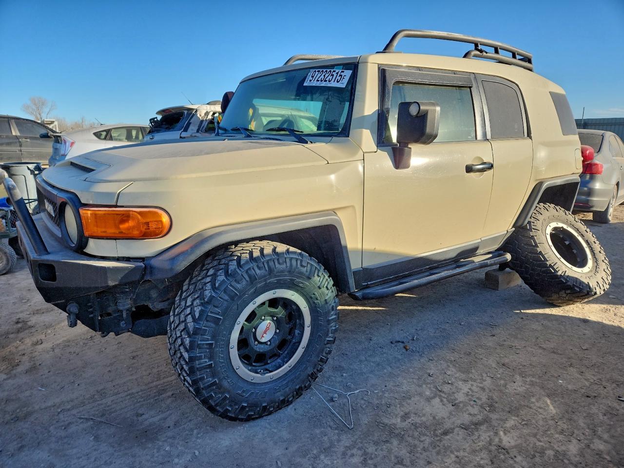 TOYOTA FJ CRUISER 2010
