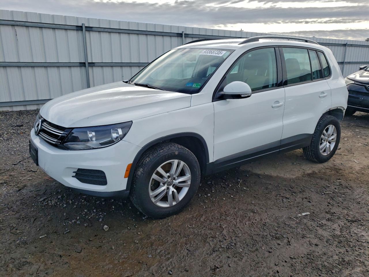 VOLKSWAGEN TIGUAN 2017