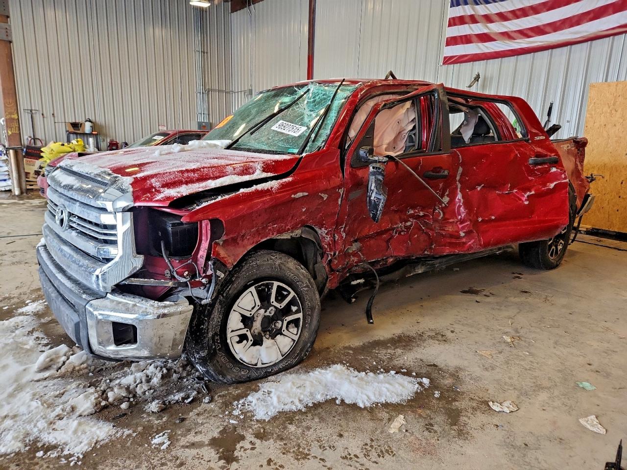 TOYOTA TUNDRA CRE 2017