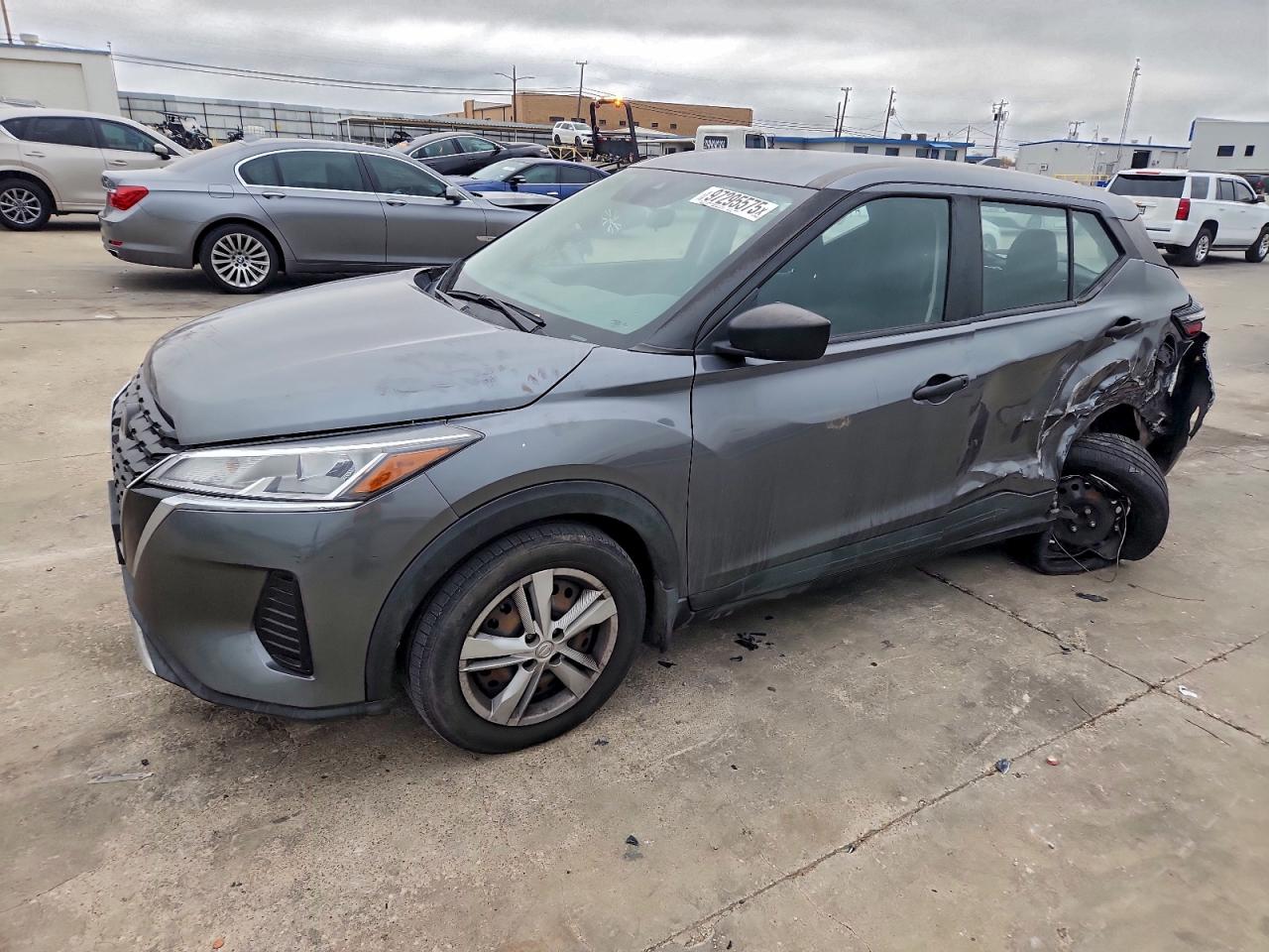 NISSAN KICKS S 2022