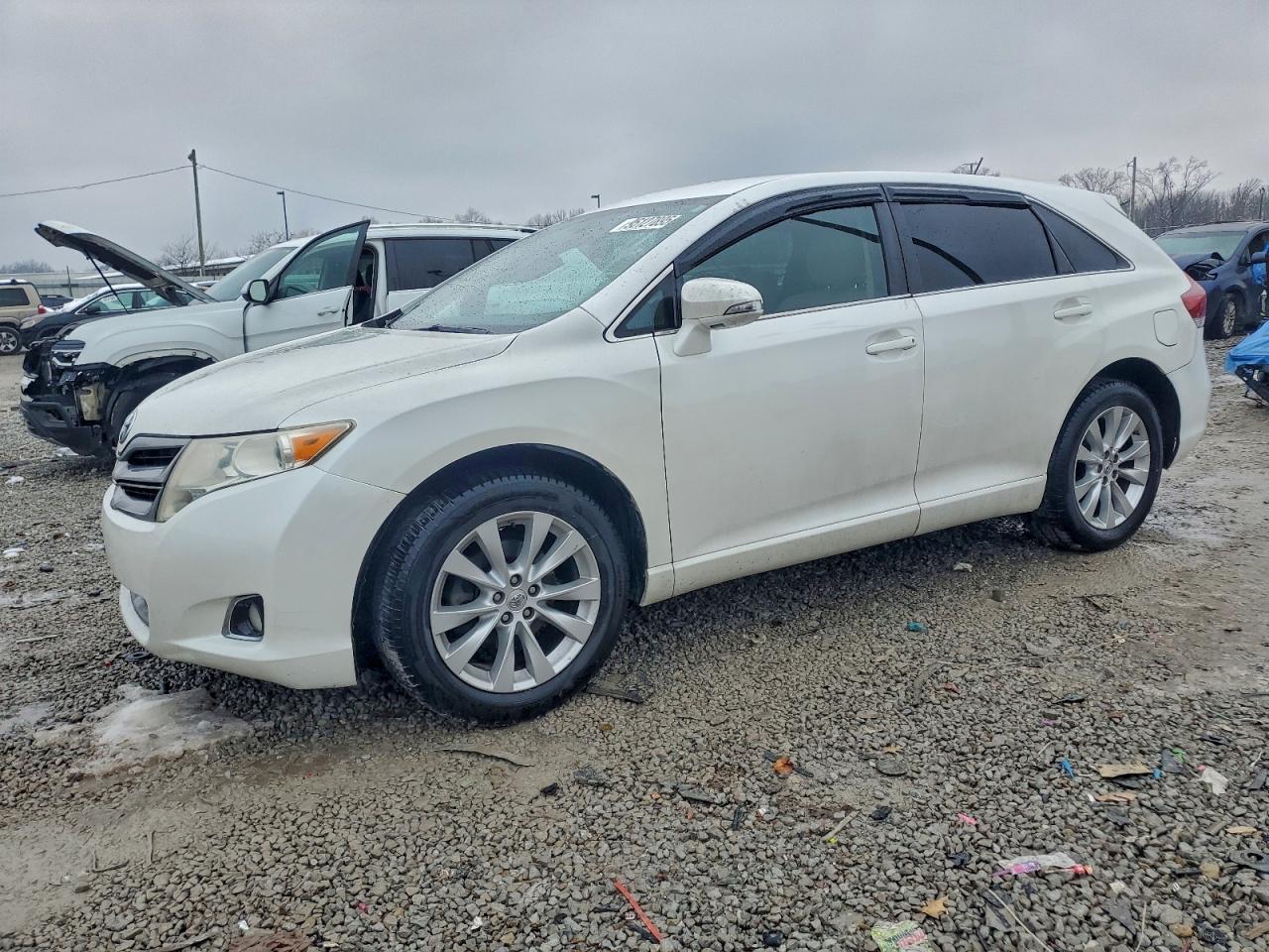 TOYOTA VENZA LE 2013
