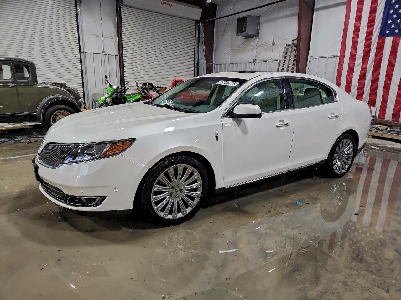 LINCOLN MKS 2013