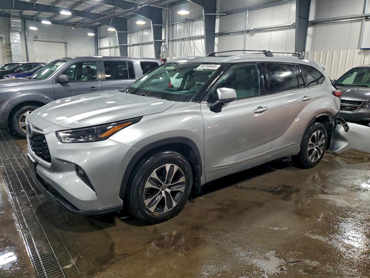 TOYOTA HIGHLANDER HYBRID 2022