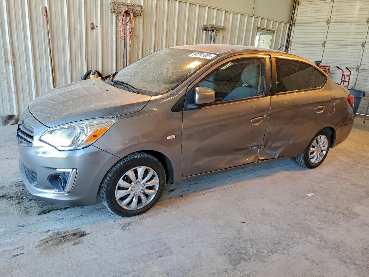 MITSUBISHI MIRAGE G4 2017